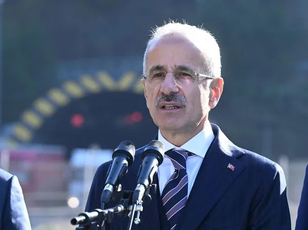 Bakan Uraloğlu Açıkladı! Erzurum-Rize Arası 4,6 Km Daha Kısalıyor